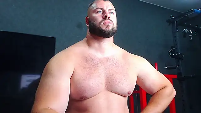 muscularjohnforuX online show from June 6, 2026, 7:29 pm