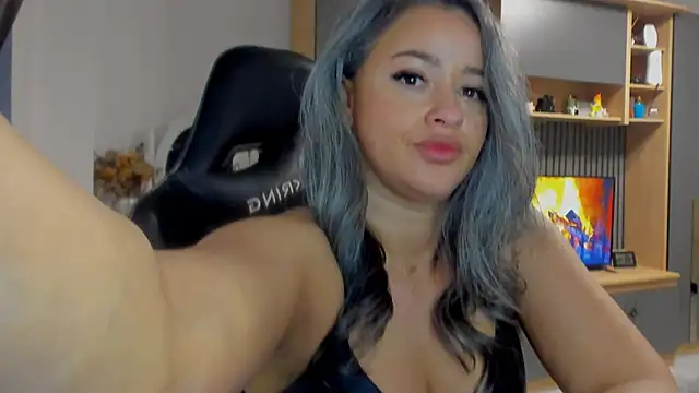 Snapshot of Claire95_ chatting on February 20, 2026, 3:14 am Claire95 online show from February 20, 2026, 3:14 am