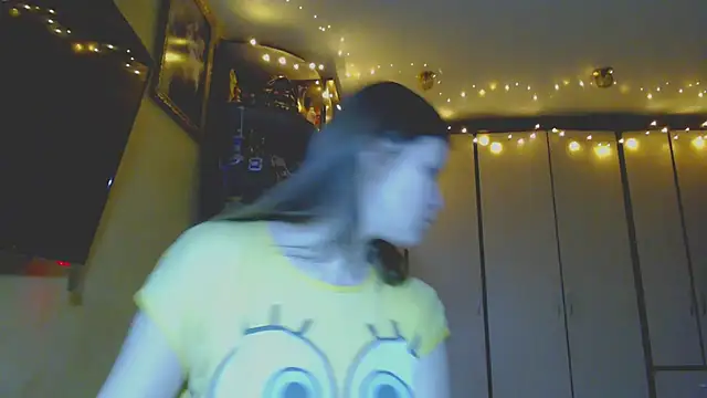 Snapshot of Klementa chatting on December 13, 2024, 6:05 pm Klementa online show from December 13, 2024, 6:05 pm