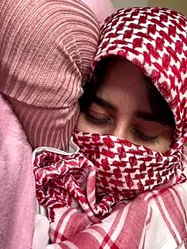 Snapshot of arabiaAna chatting on September 21, 2025, 2:40 pm arabiaAna online show from September 21, 2025, 2:40 pm