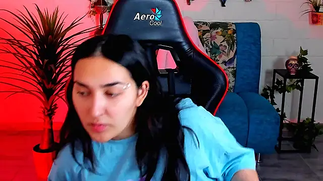 CeceliaJohnson online show from October 10, 2025, 8:02 am