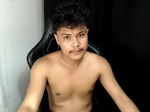 Snapshot of Brylon_ken chatting on October 3, 2025, 8:11 am Brylon ken online show from October 3, 2025, 8:11 am