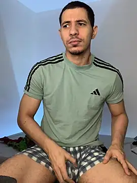 Snapshot of steven_clain chatting on December 10, 2024, 8:51 am steven clain online show from December 10, 2024, 8:51 am