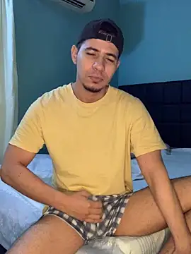 Snapshot of steven_clain chatting on March 10, 2025, 10:59 am steven clain online show from March 10, 2025, 10:59 am