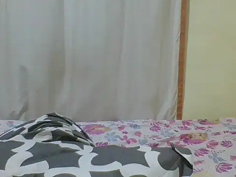 cute lavenda online show from September 13, 2025, 10:42 pm