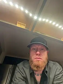 Snapshot of Mackwood89 chatting on February 3, 2026, 7:02 am Mackwood89 online show from February 3, 2026, 7:02 am