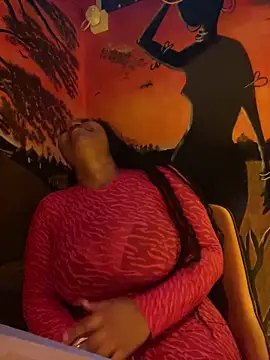 Hyra Ari online show from November 18, 2025, 4:44 pm