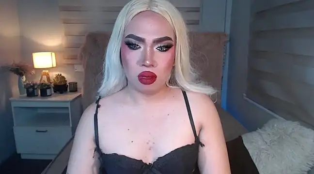 Snapshot of RebecaNextToYou chatting on March 6, 2025, 5:22 pm RebecaNextToYou online show from March 6, 2025, 5:22 pm