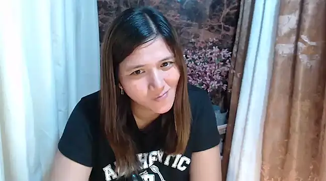 MS Isabella Snow92 online show from March 12, 2025, 1:14 am