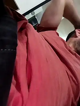 javiermarval83 online show from January 24, 2025, 1:03 am