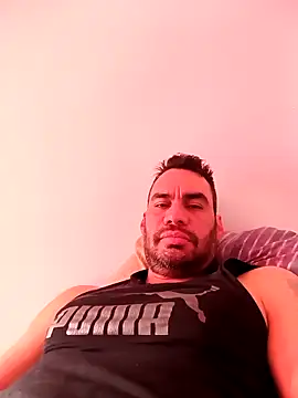 javiermarval83 online show from February 18, 2026, 12:56 pm