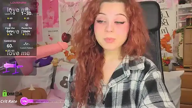 StellaMilla online show from October 3, 2025, 12:07 am