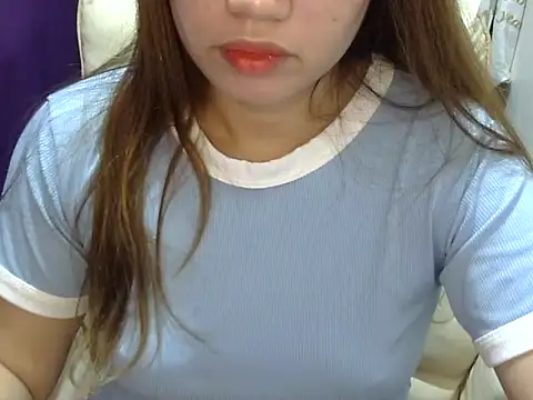    zurIII09  online show from June 21, 2026, 8:55 pm