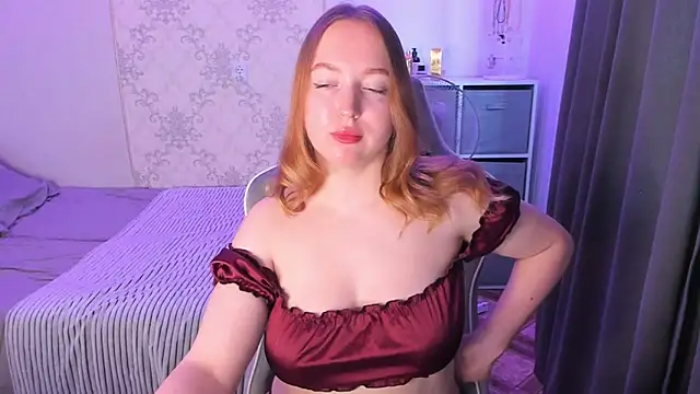 Shy AnnaCutie online show from July 2, 2026, 5:35 am