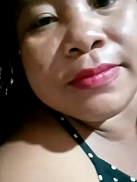 HotsweetPINAY69 online show from February 7, 2025, 11:45 pm