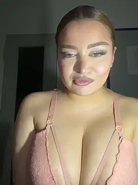 Snapshot of EmiliaPetrova chatting on February 19, 2025, 10:20 pm EmiliaPetrova online show from February 19, 2025, 10:20 pm