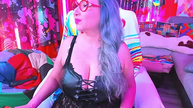 mature lisa naughty online show from March 21, 2025, 1:56 pm