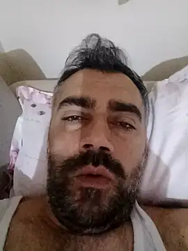 kevgir08 online show from November 18, 2025, 10:03 pm