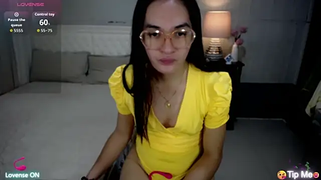 xAsianSweetHeart online show from June 20, 2026, 11:29 pm