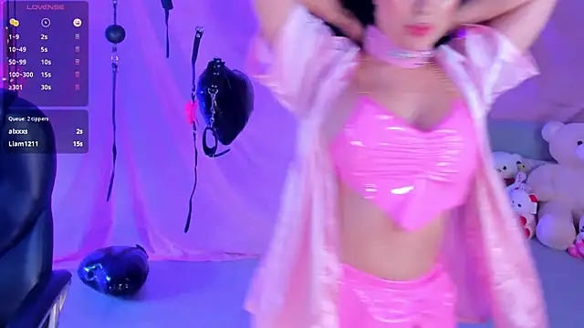 MadelineFox online show from February 14, 2025, 4:20 pm