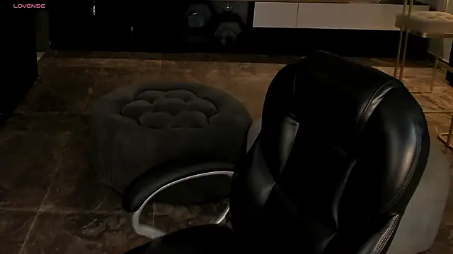 MadelineFox online show from February 18, 2026, 8:54 am