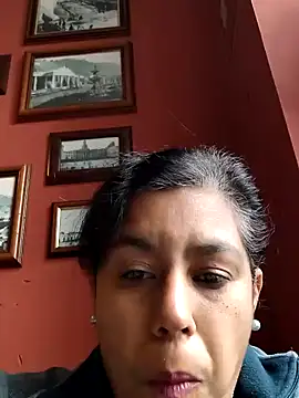 Snapshot of Molly_newman6 chatting on January 22, 2025, 1:32 pm Molly newman6 online show from January 22, 2025, 1:32 pm
