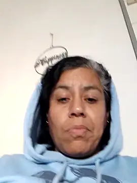 Molly newman6 online show from December 13, 2025, 7:53 pm