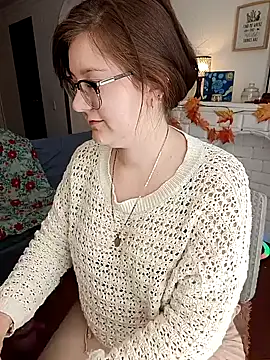 Snapshot of HunnyyLove chatting on January 22, 2025, 7:13 pm HunnyyLove online show from January 22, 2025, 7:13 pm