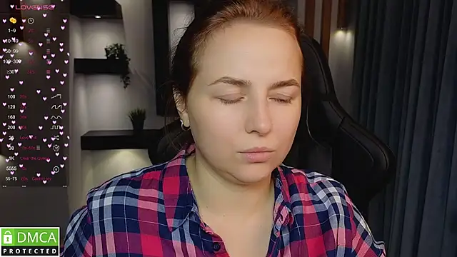 Snapshot of Mira_Mermayd chatting on September 18, 2025, 10:17 am Mira Mermayd online show from September 18, 2025, 10:17 am