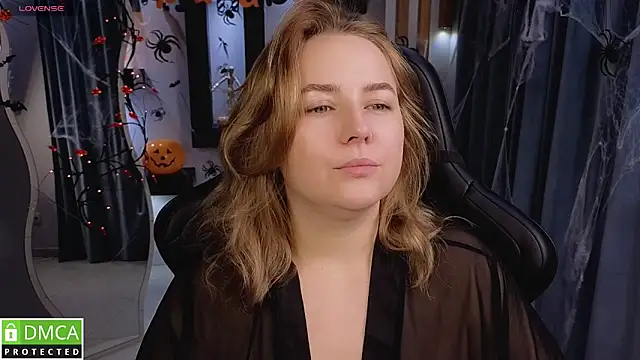 Snapshot of Mira_Mermayd chatting on November 2, 2025, 1:08 am Mira Mermayd online show from November 2, 2025, 1:08 am