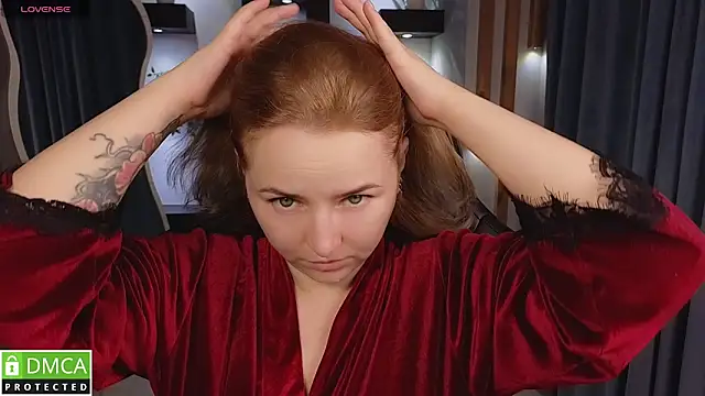 Mira Mermayd online show from November 20, 2025, 1:17 am