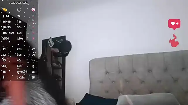 Snapshot of emily_rosse09 chatting on November 7, 2025, 11:38 pm emily rosse09 online show from November 7, 2025, 11:38 pm