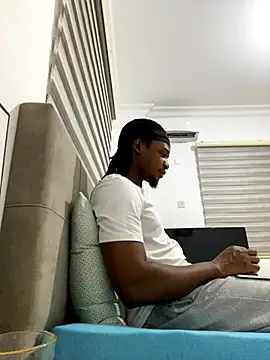 Snapshot of finefinance chatting on September 18, 2025, 6:10 pm finefinance online show from September 18, 2025, 6:10 pm