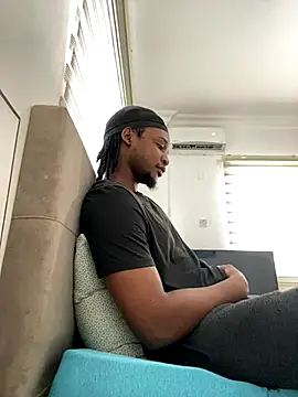 Snapshot of finefinance chatting on September 22, 2025, 5:20 am finefinance online show from September 22, 2025, 5:20 am