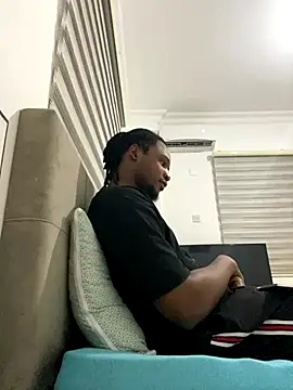 Snapshot of finefinance chatting on September 25, 2025, 7:50 pm finefinance online show from September 25, 2025, 7:50 pm