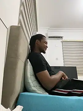 Snapshot of finefinance chatting on September 29, 2025, 7:19 pm finefinance online show from September 29, 2025, 7:19 pm