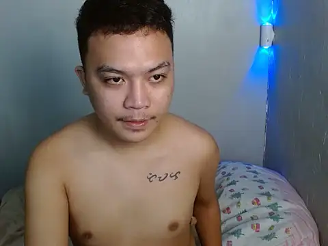 Snapshot of xsweetasian69x chatting on February 25, 2026, 9:35 pm xsweetasian69x online show from February 25, 2026, 9:35 pm