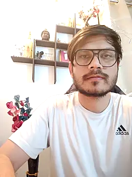 Snapshot of alex78265 chatting on February 12, 2026, 5:41 pm alex78265 online show from February 12, 2026, 5:41 pm