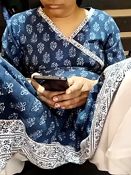 Diya 143 online show from November 10, 2025, 8:19 pm