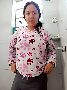 Arisha34 online show from February 16, 2025, 2:10 pm