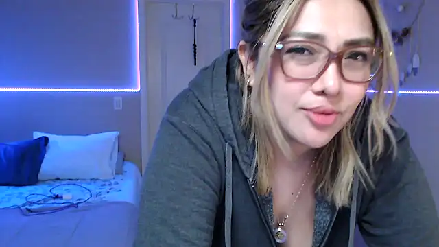 nativepumpkin95 online show from January 28, 2025, 4:29 am