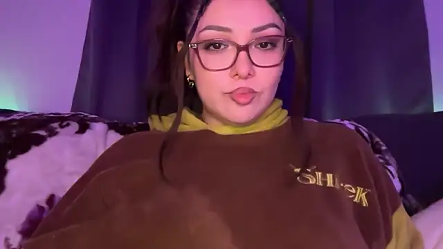 nativepumpkin95 online show from February 10, 2026, 12:37 am