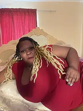 Snapshot of Michyboldy chatting on March 13, 2025, 12:02 pm Michyboldy online show from March 13, 2025, 12:02 pm