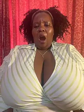 Snapshot of Michyboldy chatting on September 29, 2025, 6:40 am Michyboldy online show from September 29, 2025, 6:40 am