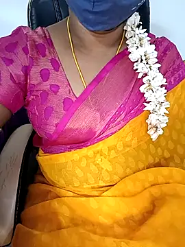 Snapshot of Tamil-hotwife chatting on January 17, 2026, 3:50 pm Tamil-hotwife online show from January 17, 2026, 3:50 pm