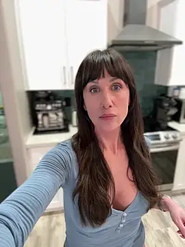 Snapshot of Fiona_Kent_ chatting on February 21, 2026, 11:39 pm Fiona Kent online show from February 21, 2026, 11:39 pm