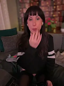 Snapshot of Fiona_Kent_ chatting on March 8, 2026, 2:04 am Fiona Kent online show from March 8, 2026, 2:04 am