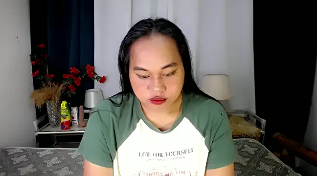 bettina love online show from December 3, 2024, 8:27 am