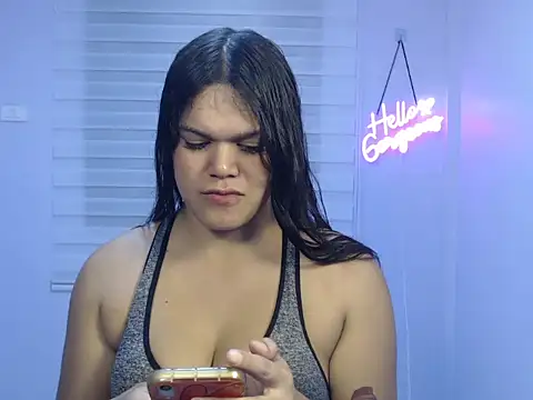 Snapshot of Miss_Ivanawolf chatting on March 13, 2025, 1:50 pm Miss Ivanawolf online show from March 13, 2025, 1:50 pm