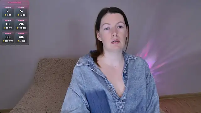 Snapshot of Kira_land chatting on September 10, 2025, 8:53 pm Kira land online show from September 10, 2025, 8:53 pm